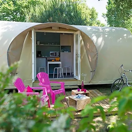Les Grenettes Hotel
